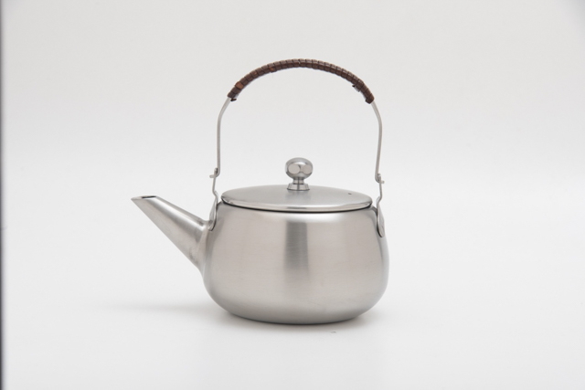 急須　360cc　日本産/新潟/madeinjapan/インバウンド/観光客/茶器/土産/日本茶/緑茶/紅茶/
コーヒー/teapot