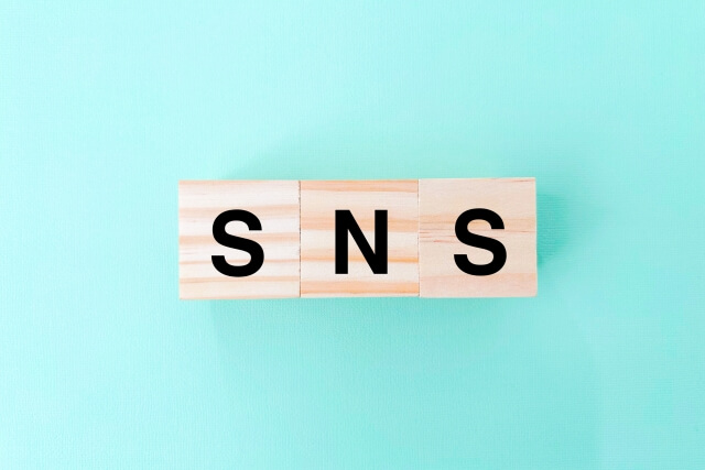 SNS