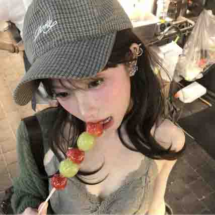 チェック柄キャップ　帽子　レディース　韓国ファッション  